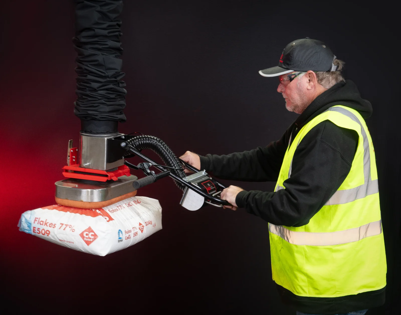Light Duty Vacuum Lifter handling a sack