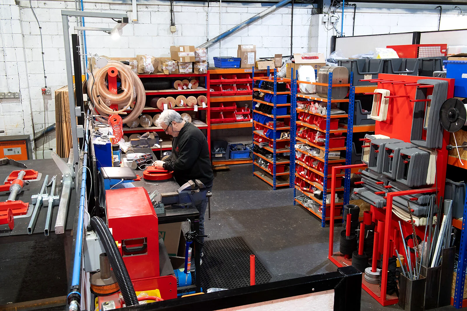 Workshop parts and components for vacuum lifting systems.